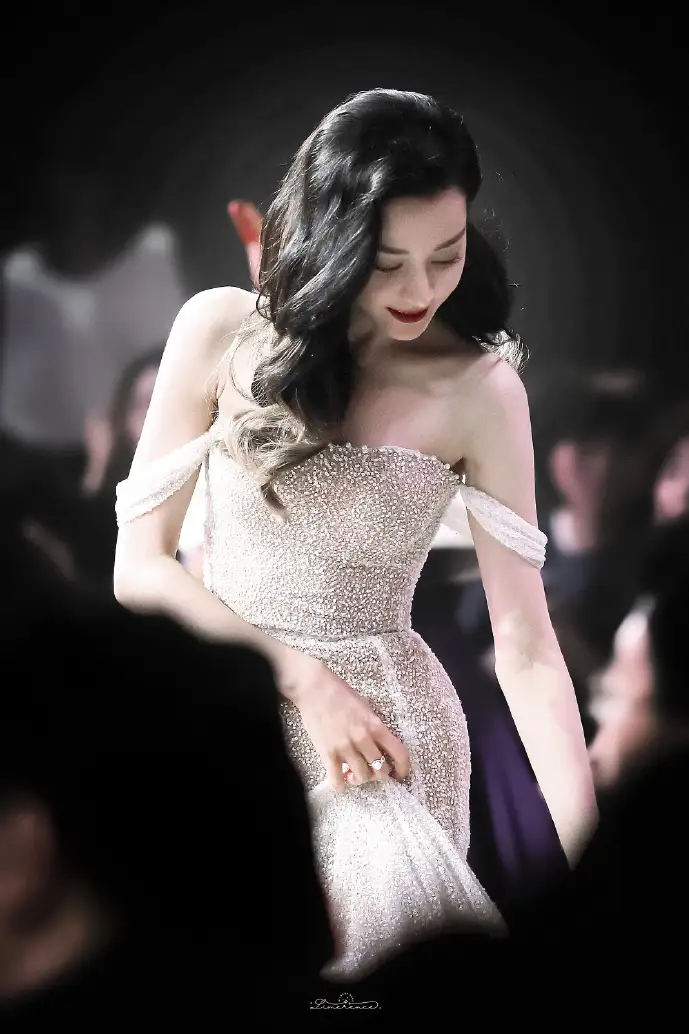 条形码技术演进图示